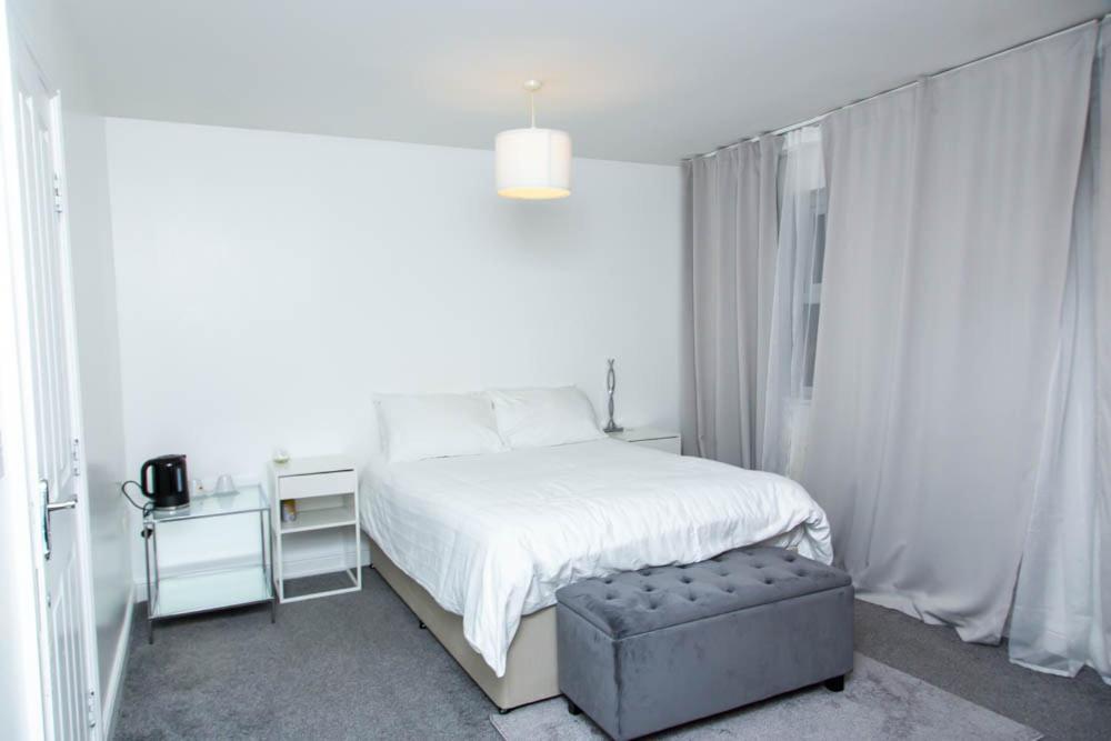 Amethyst Drive Apartman Sittingbourne Kültér fotó