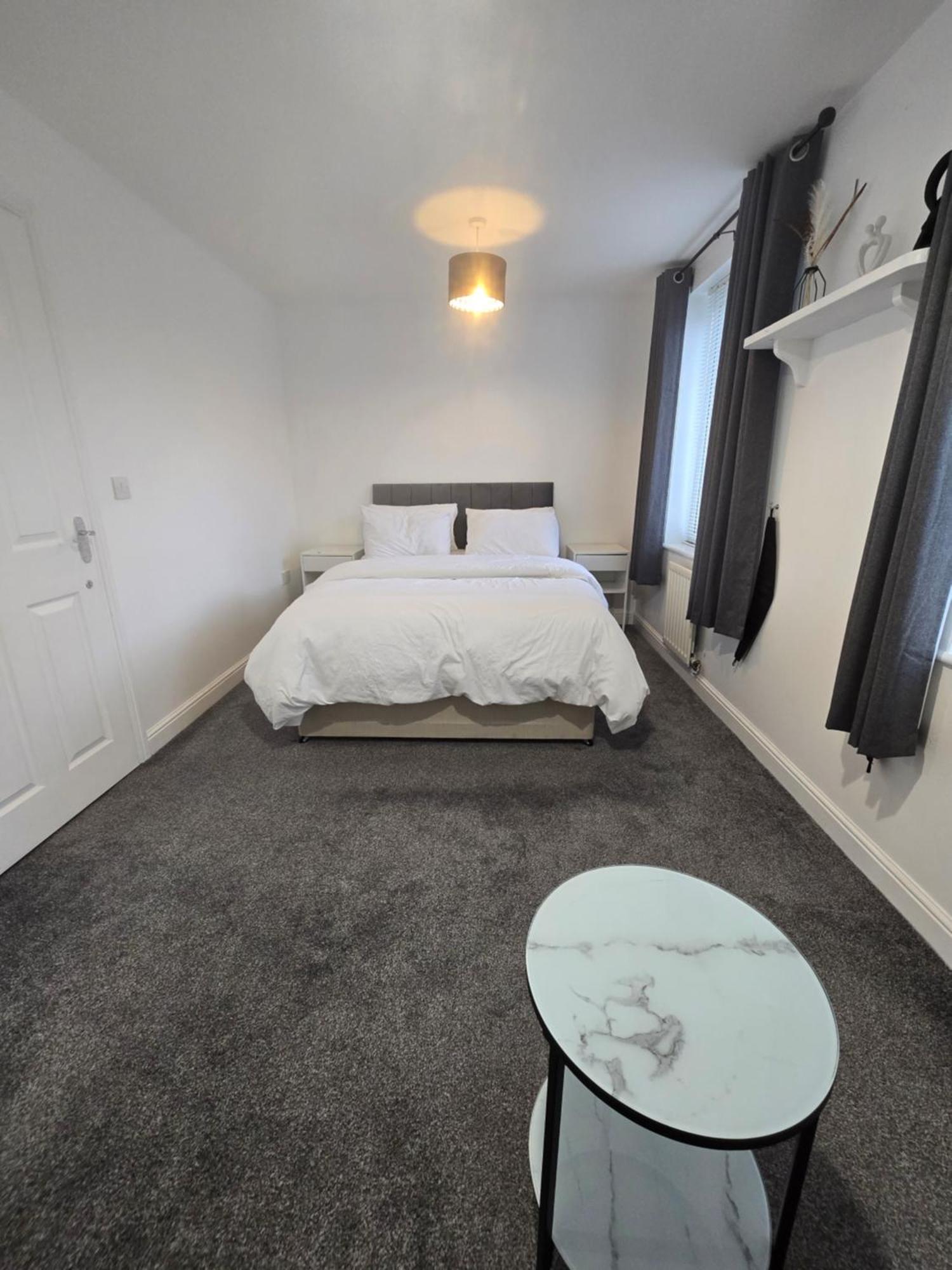 Amethyst Drive Apartman Sittingbourne Kültér fotó